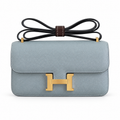 Hermès 26cm Crossbody Bag – Minimalist Luxury Leather Design